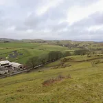 Holiday home Rowan *