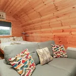 Rowan Holiday home *